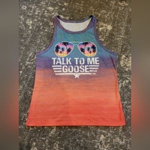 Tank top size small